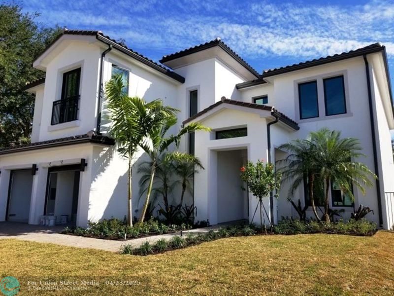 5704 Ashwood Circle Hollywood FL 33312