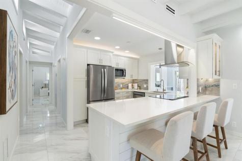 3021 NE 23rd Avenue Lighthouse Point FL 33064