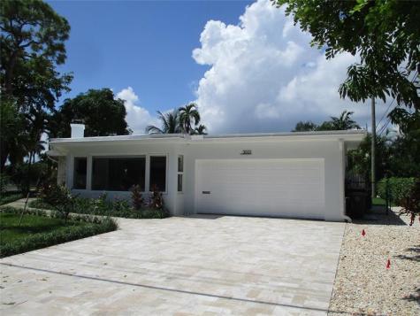 3021 NE 23rd Avenue Lighthouse Point FL 33064