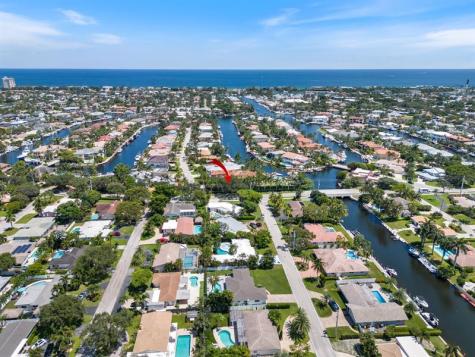 3021 NE 23rd Avenue Lighthouse Point FL 33064