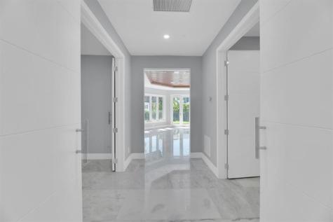 2520 Laguna Terrace Fort Lauderdale FL 33316