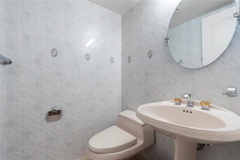 8235 NW 164th Street Miami Lakes FL 33016