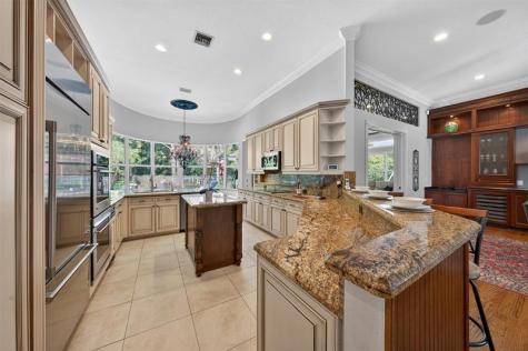 6515 NW 95th Lane Parkland FL 33076