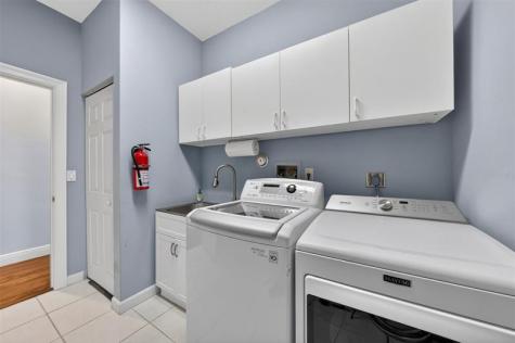6515 NW 95th Lane Parkland FL 33076