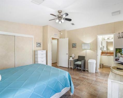 1911 SW 87th Terrace Davie FL 33324