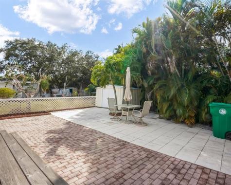 1911 SW 87th Terrace Davie FL 33324