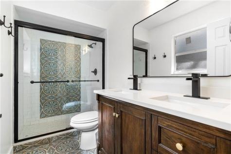 5840 SW 37th Avenue Dania Beach FL 33312