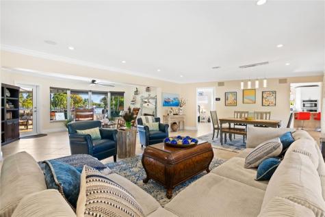 1500 NE 24th Street Wilton Manors FL 33305