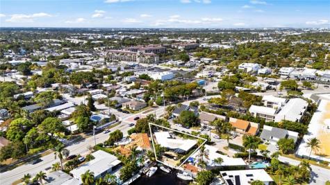 1500 NE 24th Street Wilton Manors FL 33305
