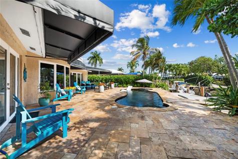 1500 NE 24th Street Wilton Manors FL 33305