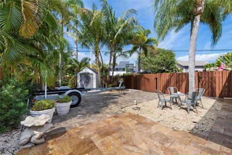1500 NE 24th Street Wilton Manors FL 33305