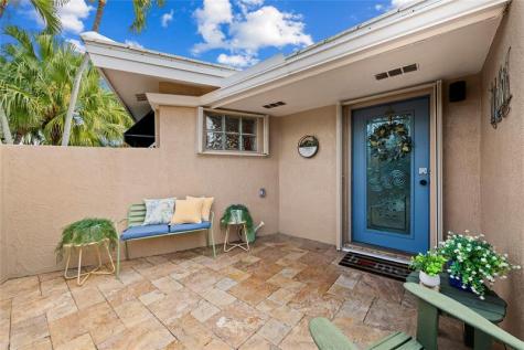 1500 NE 24th Street Wilton Manors FL 33305