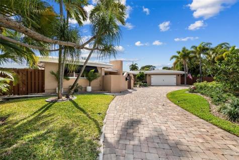 1500 NE 24th Street Wilton Manors FL 33305