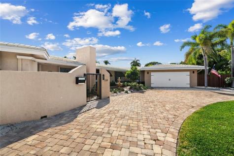 1500 NE 24th Street Wilton Manors FL 33305
