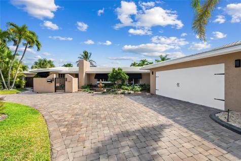 1500 NE 24th Street Wilton Manors FL 33305