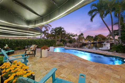 1500 NE 24th Street Wilton Manors FL 33305