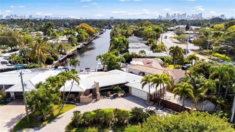 1500 NE 24th Street Wilton Manors FL 33305