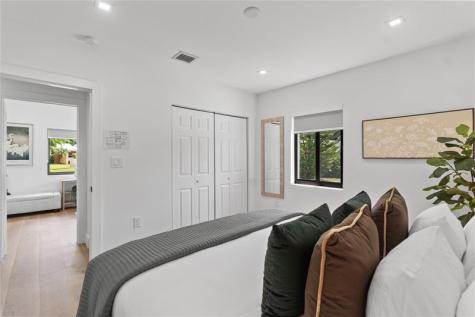 1561 SW 23rd Avenue Fort Lauderdale FL 33312