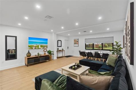 1561 SW 23rd Avenue Fort Lauderdale FL 33312