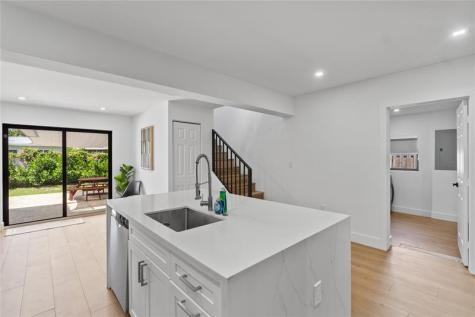 1561 SW 23rd Avenue Fort Lauderdale FL 33312