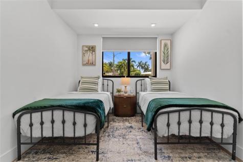 1561 SW 23rd Avenue Fort Lauderdale FL 33312