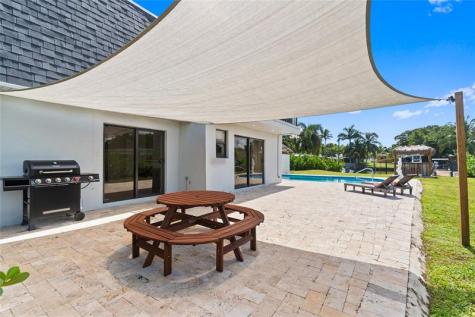 1561 SW 23rd Avenue Fort Lauderdale FL 33312