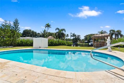 1561 SW 23rd Avenue Fort Lauderdale FL 33312