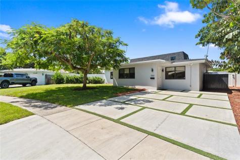 1561 SW 23rd Avenue Fort Lauderdale FL 33312
