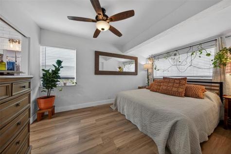 270 NE 42nd Court Oakland Park FL 33334