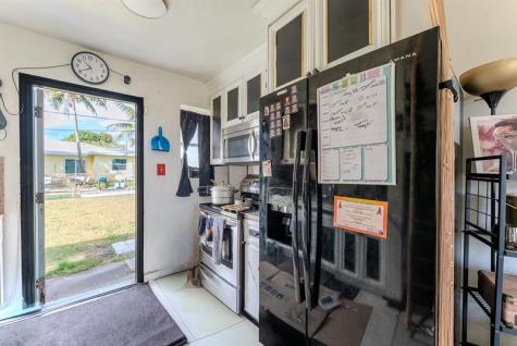1409 NW 24th Avenue Fort Lauderdale FL 33311