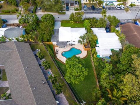 814 SE 14th Court Fort Lauderdale FL 33316
