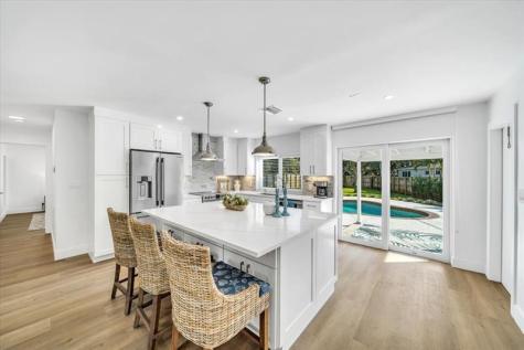 814 SE 14th Court Fort Lauderdale FL 33316