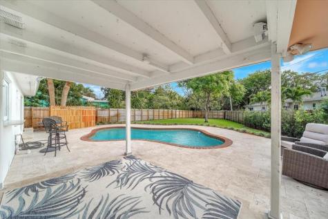 814 SE 14th Court Fort Lauderdale FL 33316