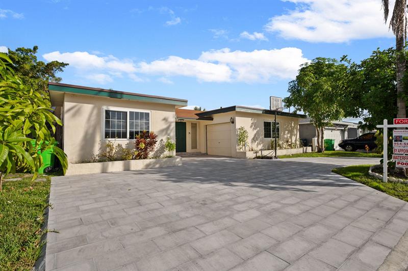 10331 NW 24th Court Sunrise FL 33322