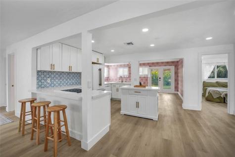 2633 NW 9th Lane Wilton Manors FL 33311