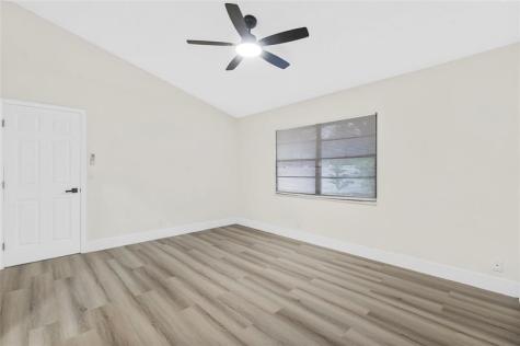 1312 SW 75th Avenue North Lauderdale FL 33068