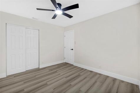 1312 SW 75th Avenue North Lauderdale FL 33068