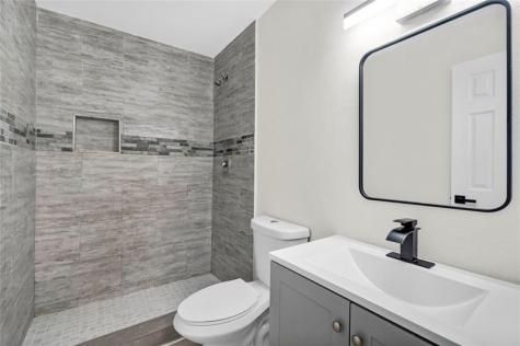 1312 SW 75th Avenue North Lauderdale FL 33068