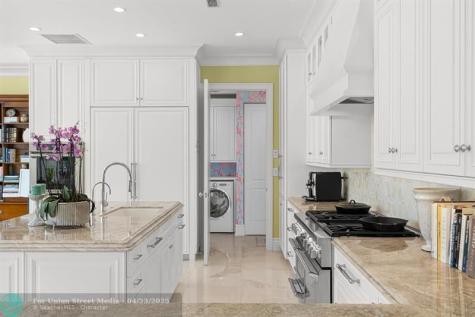 2870 NE 24th Place Fort Lauderdale FL 33305