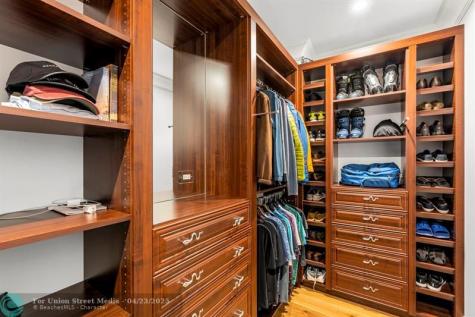 2870 NE 24th Place Fort Lauderdale FL 33305