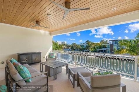 2870 NE 24th Place Fort Lauderdale FL 33305