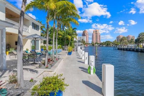 2870 NE 24th Place Fort Lauderdale FL 33305