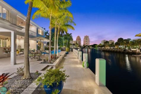 2870 NE 24th Place Fort Lauderdale FL 33305
