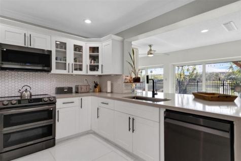 5702 Melaleuca Drive Tamarac FL 33319