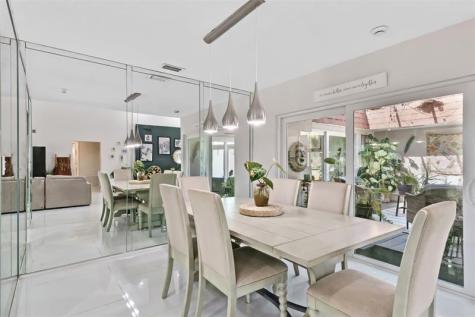 5702 Melaleuca Drive Tamarac FL 33319