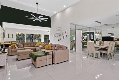 5702 Melaleuca Drive Tamarac FL 33319