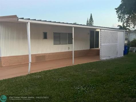 6376 N Brandywine Margate FL 33063