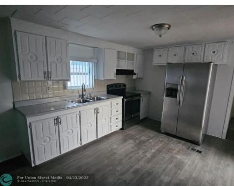6376 N Brandywine Margate FL 33063