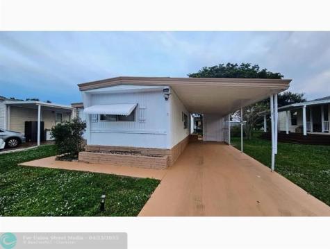 6376 N Brandywine Margate FL 33063