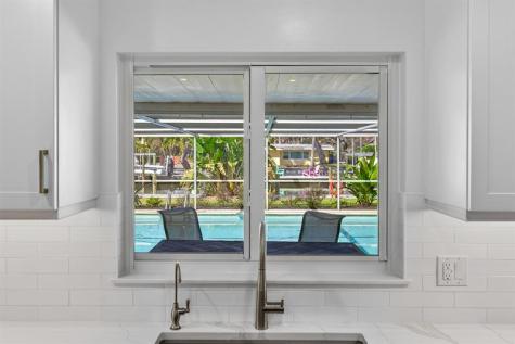 547 E Causeway Boulevard Vero Beach FL 32963